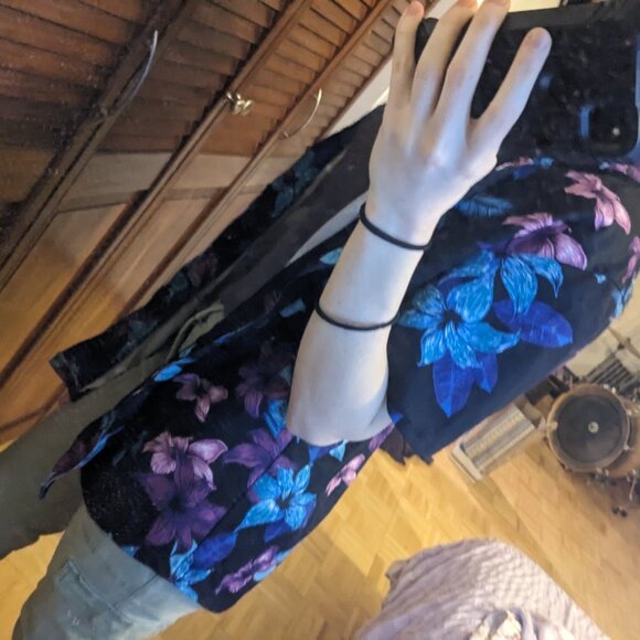 Black Floral Button down - Picture 3 of 5